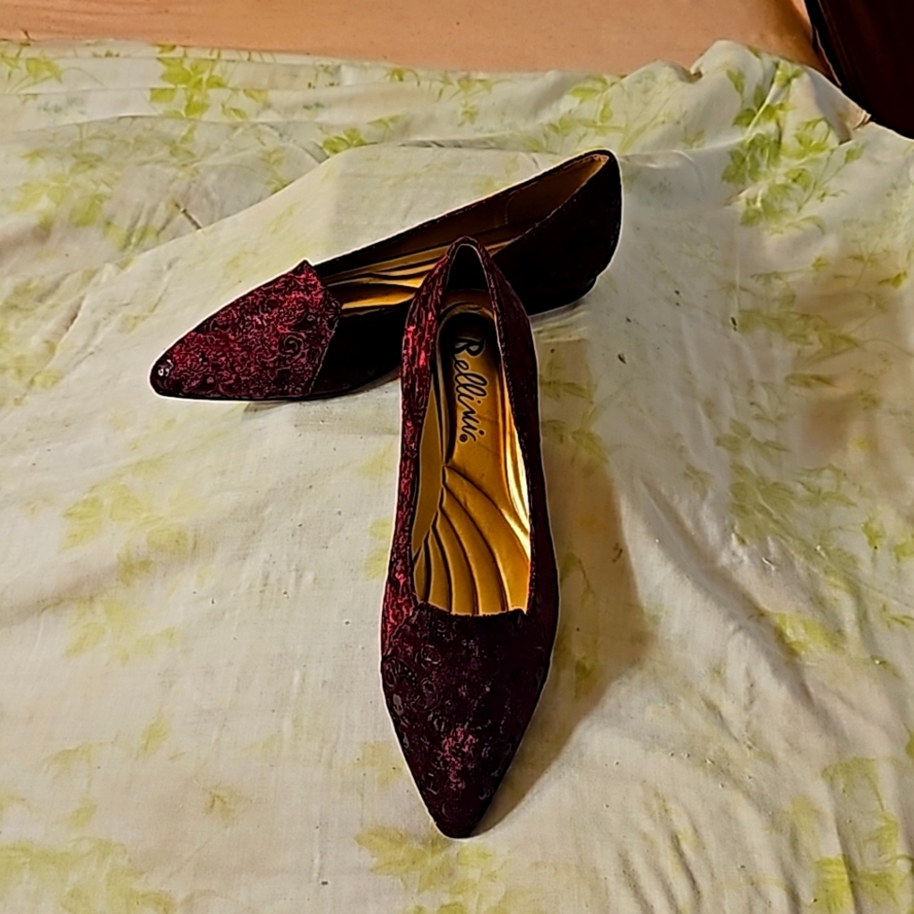 Shoes, flats
